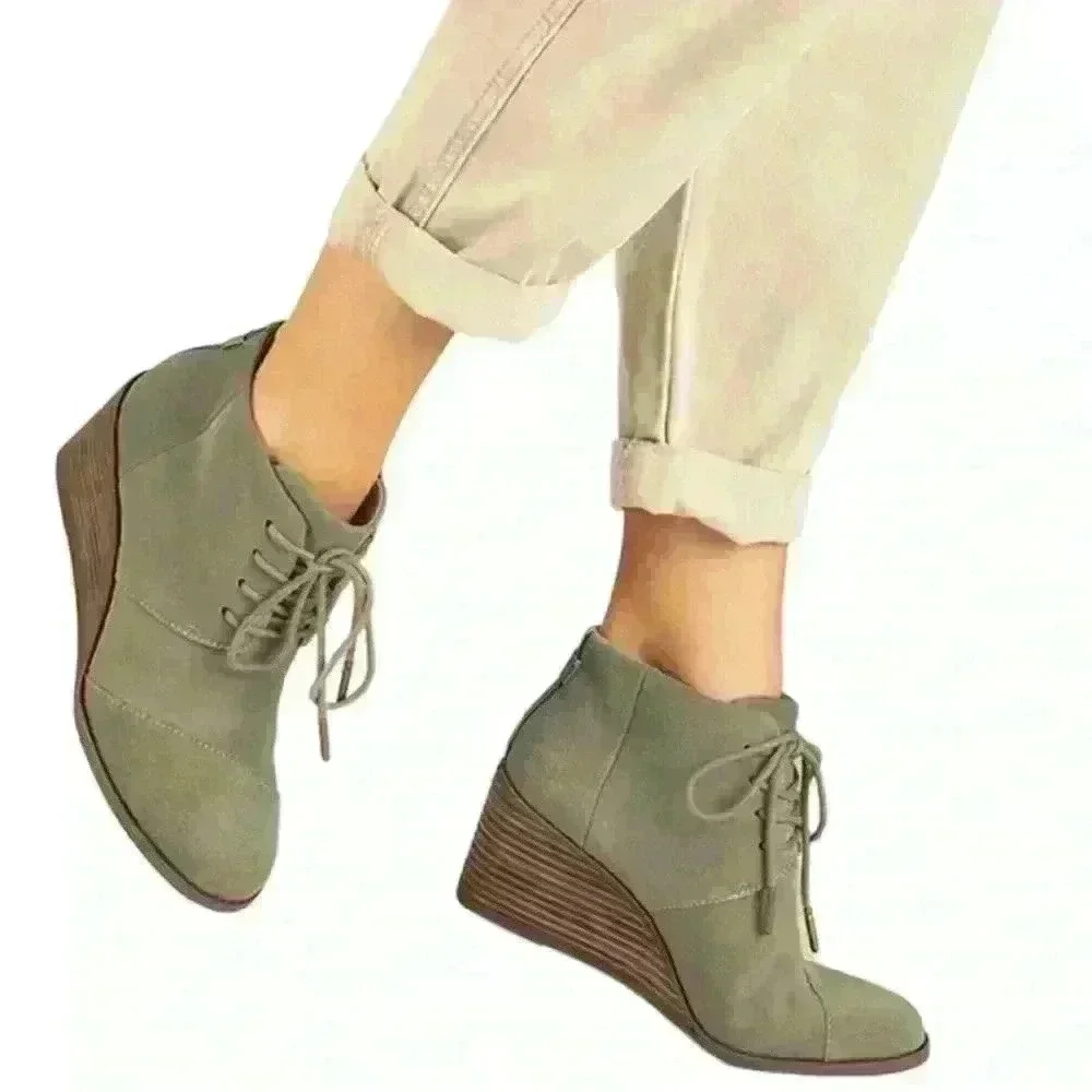 Toms Hyde Wedge Sneakers Ankle Bootie Vetiver Grey Sage Green Suede size 7.5